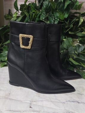 Sam Edelman Weslie Leather Black Pointed Wedge Ankle Boots with Gold Buckle 8M